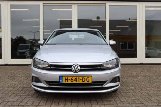 Volkswagen Polo (2019) thumbnail 2