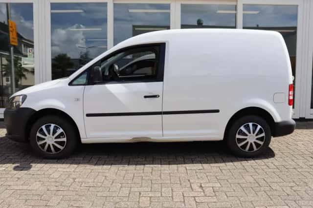 Volkswagen Caddy (2013) thumbnail 4