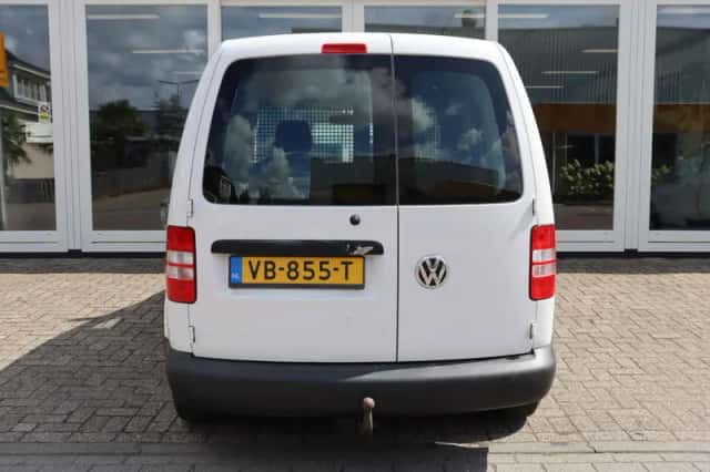 Volkswagen Caddy (2013) thumbnail 6
