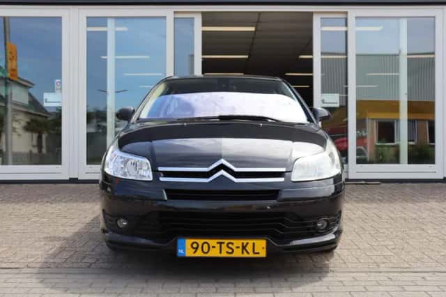 Citroën C4 (2007) thumbnail 2