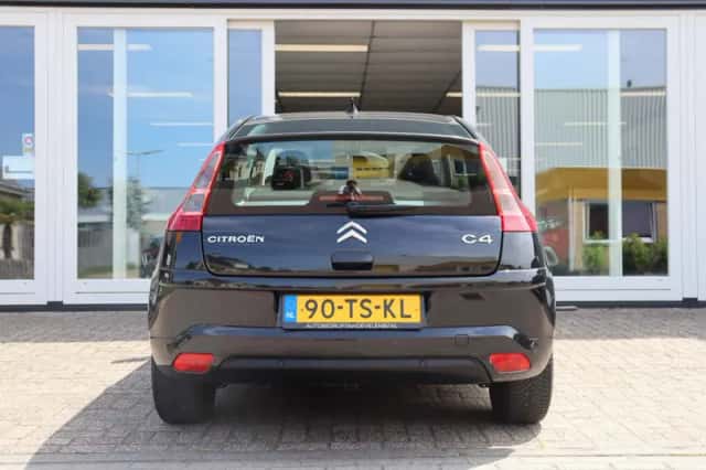 Citroën C4 (2007) thumbnail 6