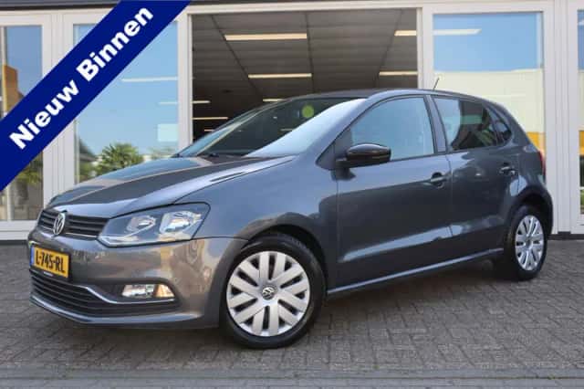 Volkswagen Polo (2014) thumbnail 1