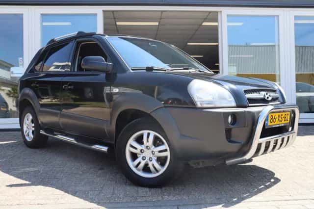 Hyundai Tucson (2007) thumbnail 3