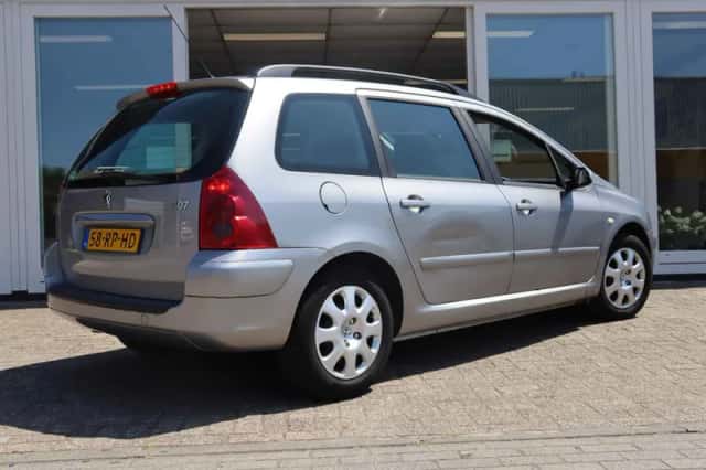 Peugeot 307 (2005) thumbnail 5