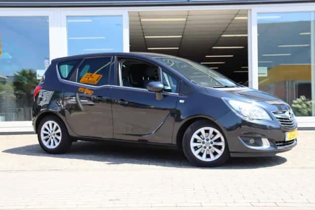 Opel Meriva (2015) thumbnail 3