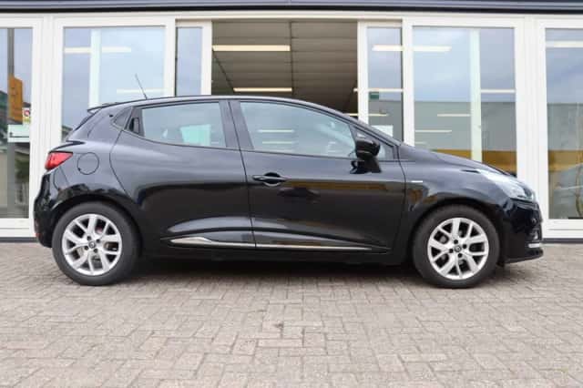 Renault Clio (2018) thumbnail 4