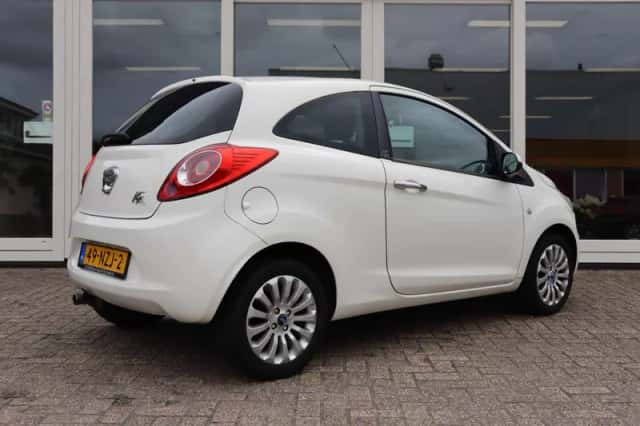 Ford Ka (2011) thumbnail 5