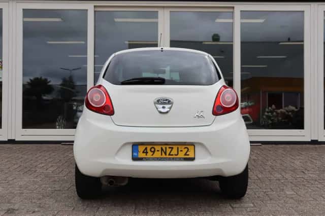 Ford Ka (2011) thumbnail 6