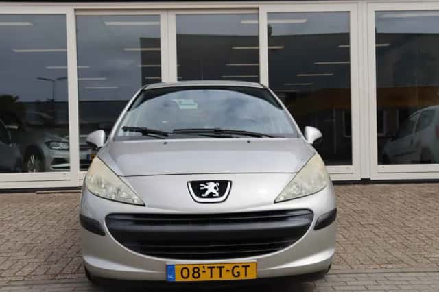 Peugeot 207 (2007) thumbnail 2