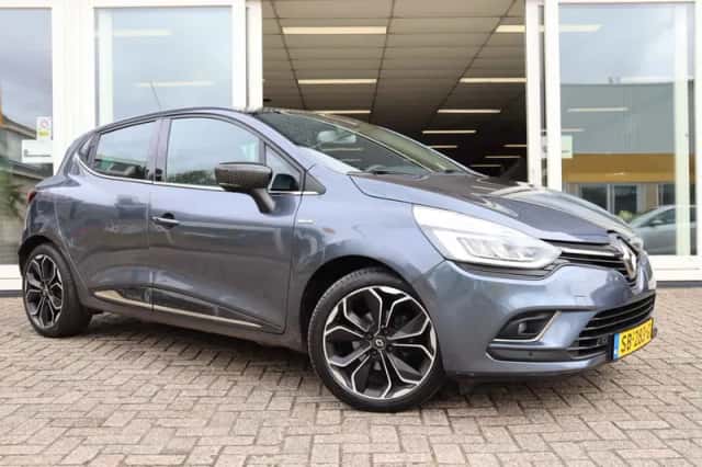 Renault Clio (2018) thumbnail 3