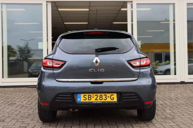 Renault Clio (2018) thumbnail 6