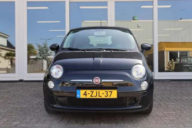 Fiat 500 (2014) thumbnail 2