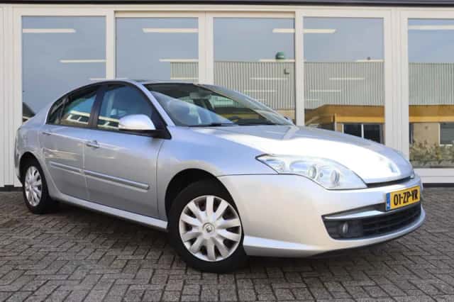 Renault Laguna (2008) thumbnail 3