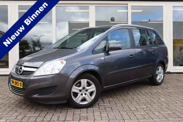 Opel Zafira (2009) thumbnail 1