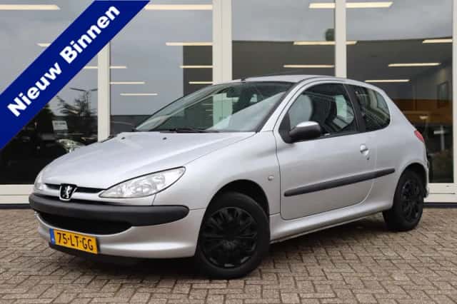 Peugeot 206 (2003) thumbnail 1