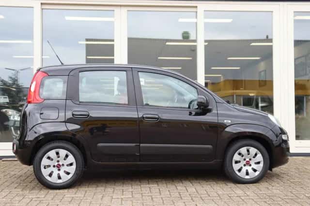 Fiat Panda (2015) thumbnail 4