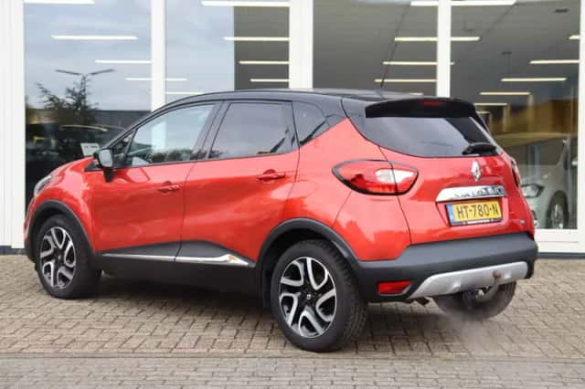 Renault Captur (2016) thumbnail 5