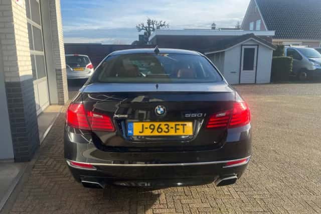 BMW 5-Serie (2014) thumbnail 2