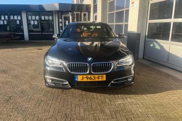 BMW 5-Serie (2014) thumbnail 3