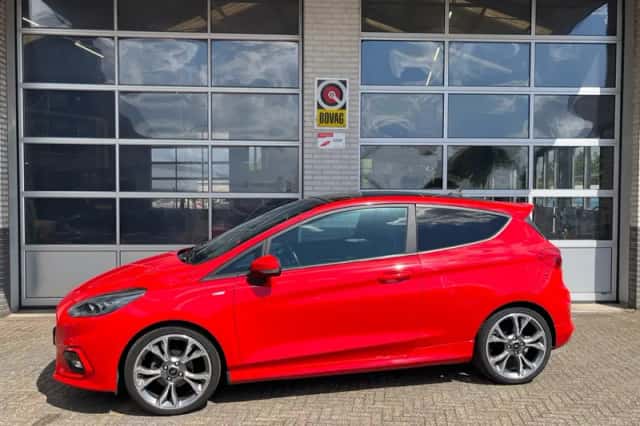 Ford Fiesta (2020) thumbnail 2