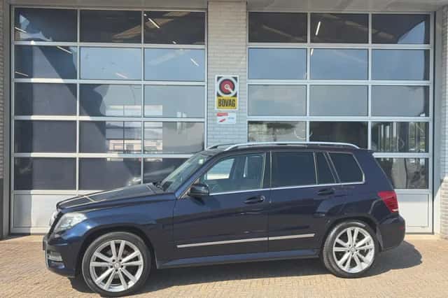 Mercedes-Benz GLK-Klasse (2015) thumbnail 2