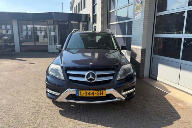 Mercedes-Benz GLK-Klasse (2015) thumbnail 3