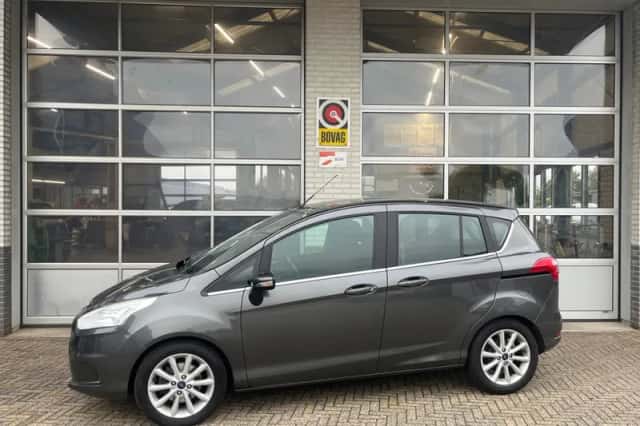 Ford B-Max (2017) thumbnail 4