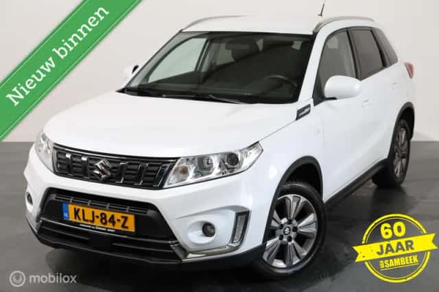Suzuki Vitara (2019) thumbnail 2