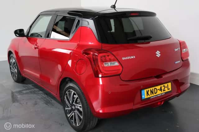 Suzuki Swift (2021) thumbnail 6