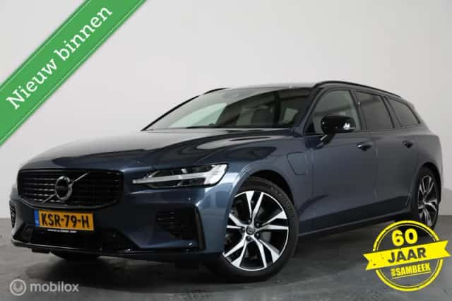 Volvo V60 (2021) thumbnail 1