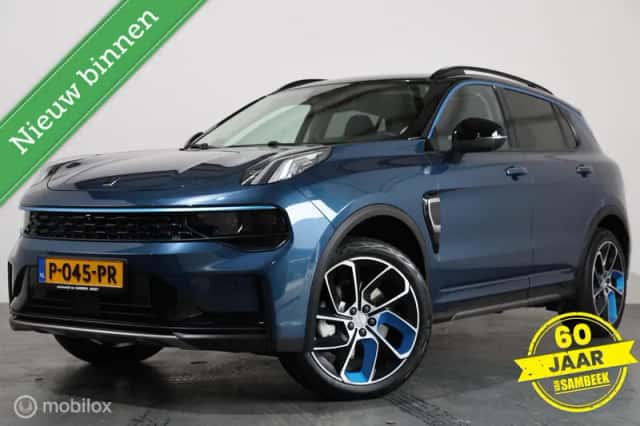 Lynk & Co 01 (2022) thumbnail 1