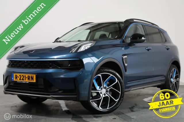 Lynk & Co 01 (2022) thumbnail 1