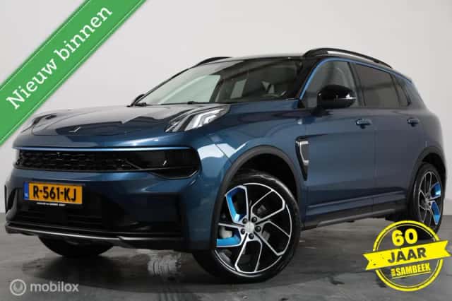 Lynk & Co 01 (2022) thumbnail 1