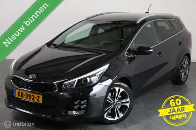 Kia Ceed (2016) thumbnail 2