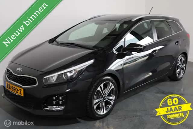 Kia Ceed (2016) thumbnail 3
