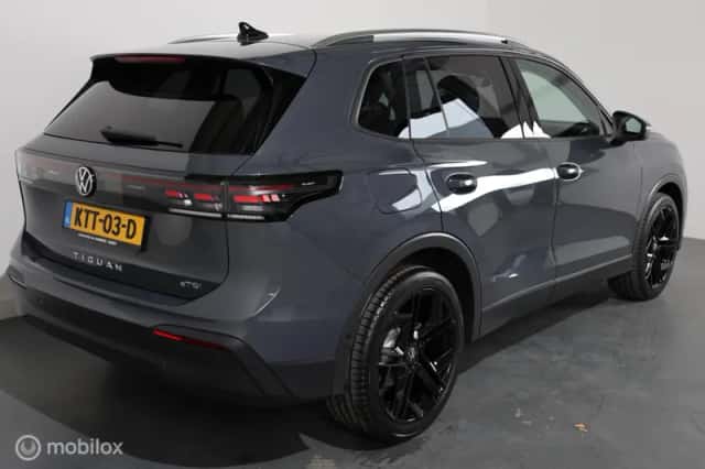 Volkswagen Tiguan (2025) thumbnail 6