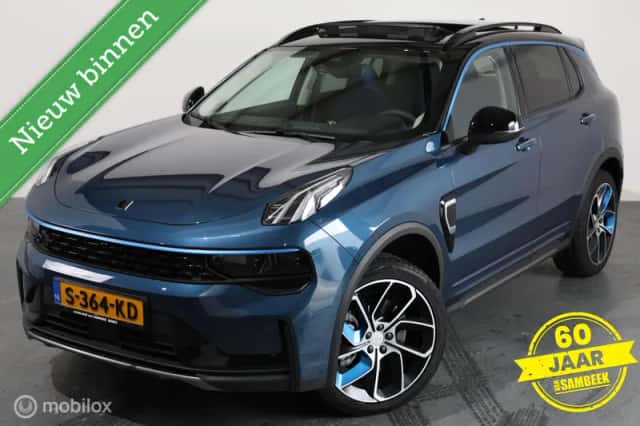 Lynk & Co 01 (2023) thumbnail 2