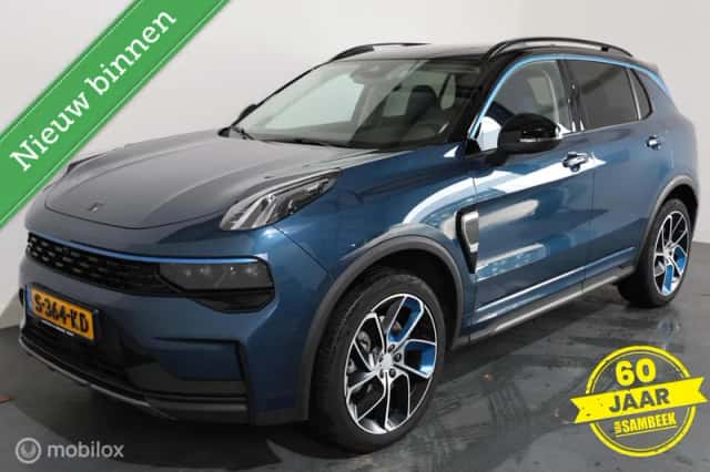 Lynk & Co 01 (2023) thumbnail 3