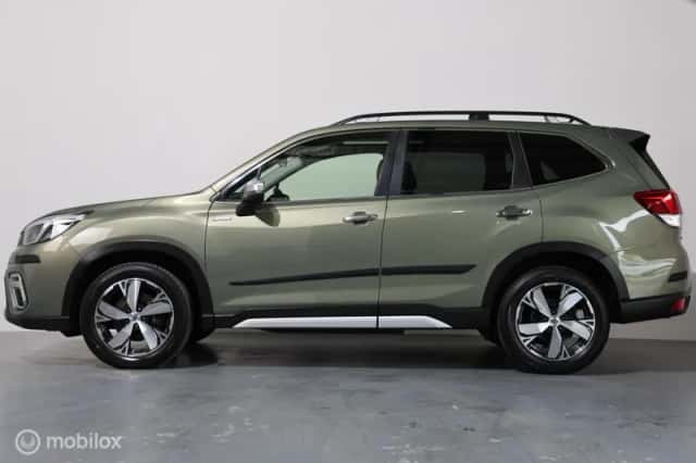 Subaru Forester (2020) thumbnail 5