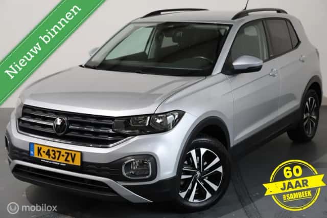 Volkswagen T-Cross (2020) thumbnail 2