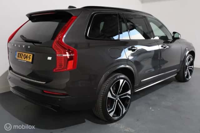 Volvo XC90 (2023) thumbnail 6
