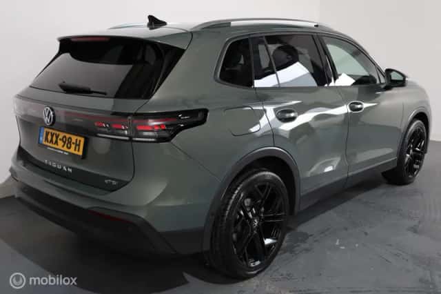 Volkswagen Tiguan (2025) thumbnail 6