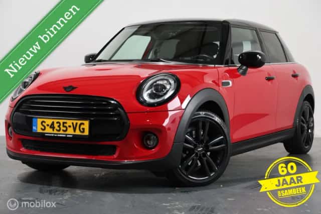 MINI Cooper (2021) thumbnail 1