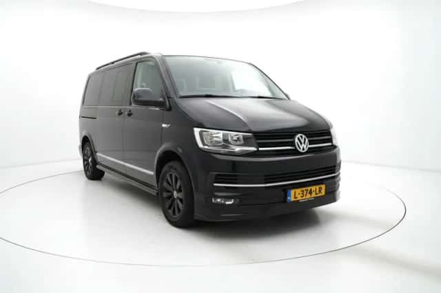 Volkswagen Kombi (2015) thumbnail 1