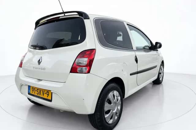 Renault Twingo (2011) thumbnail 5