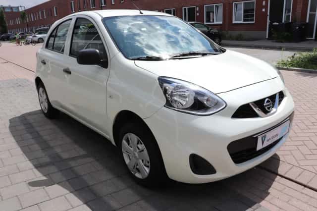 Nissan Micra (2016) thumbnail 5