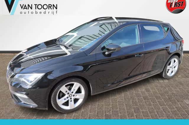 SEAT Leon (2017) thumbnail 1