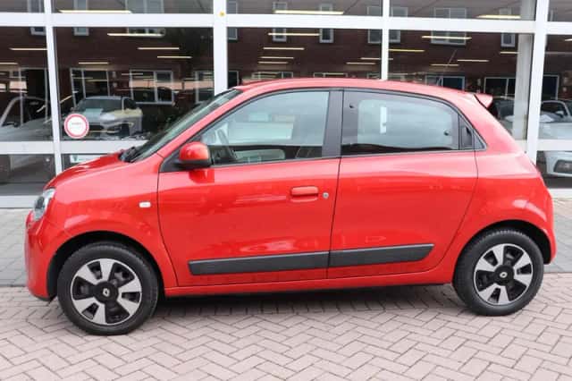 Renault Twingo (2018) thumbnail 2