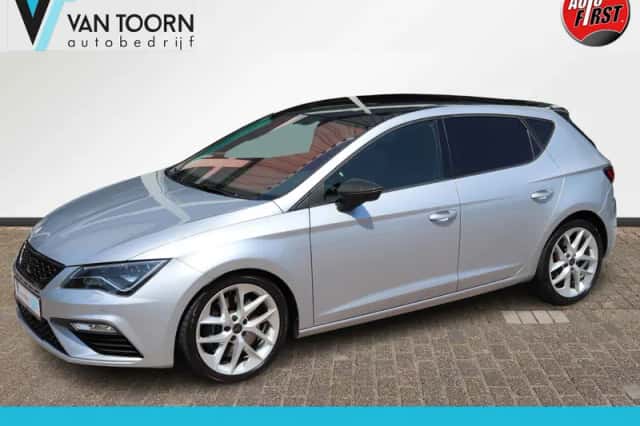 SEAT Leon (2019) thumbnail 1