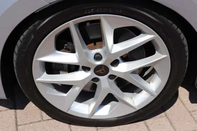 SEAT Leon (2019) thumbnail 6